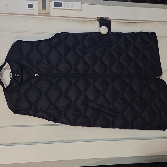 Eddie Bauer Black Puffer Vest - Picture 1 of 3
